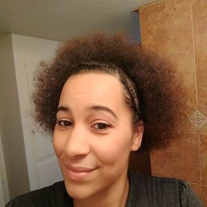 Meet your Posher, Renee